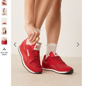 Reebok Women's Classic AZ Sneakers in Red Sz 9